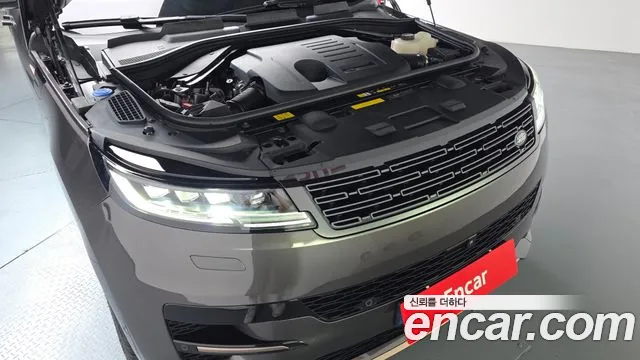 Land Rover Range Rover Sport — Фото автомобиля 6