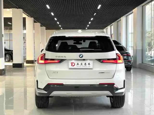 BMW X1 — Фото автомобиля 5
