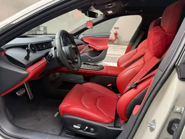 Xiaomi SU7 — Фото автомобиля 7