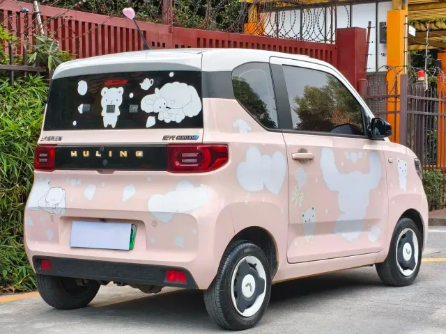 Wuling Hongguang Mini EV — Фото автомобиля 5