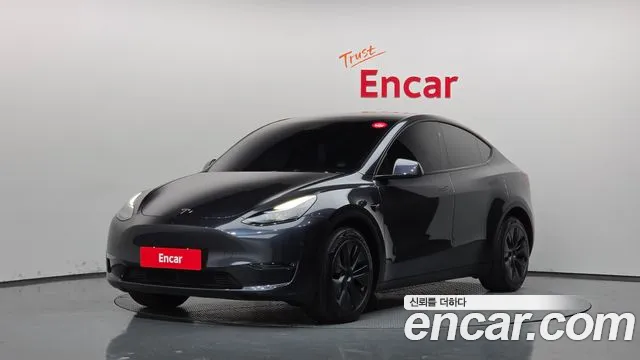 Фотография автомобиля — Tesla Model Y