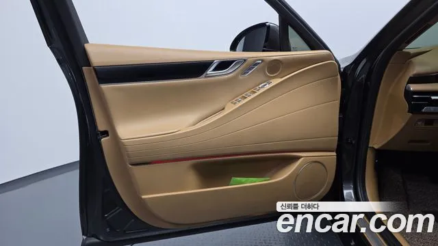 Genesis G80 RG3 — Фото автомобиля 13