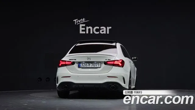 Mercedes-Benz A-Class — Фото автомобиля 4