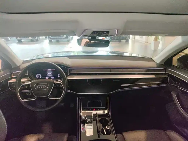 Audi A8 — Фото автомобиля 4