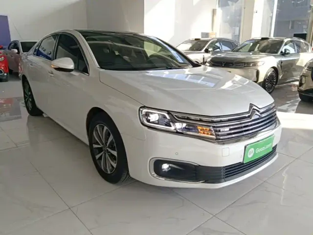 Citroen C6 — Фото автомобиля 3