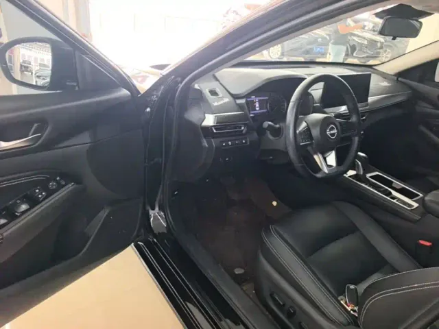 Nissan Teana — Фото автомобиля 15