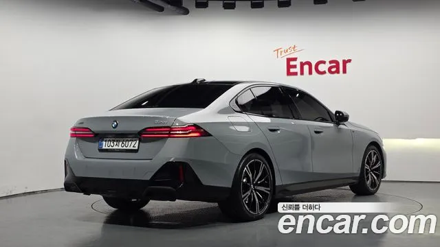 BMW 5 Series G60 — Фото автомобиля 2