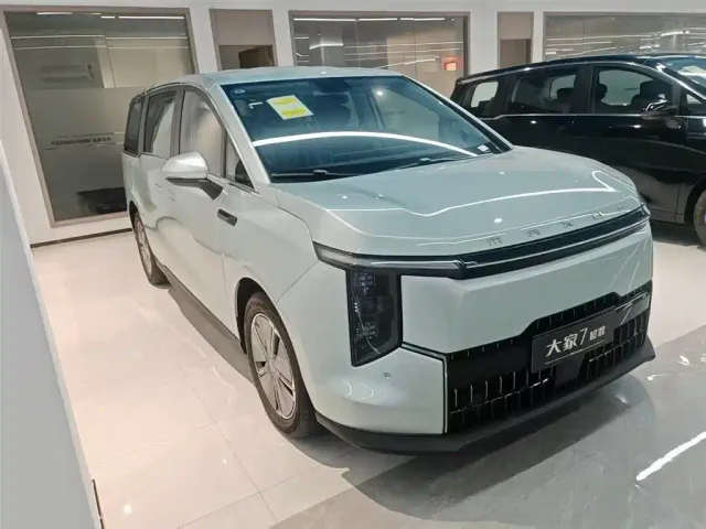 Maxus Dajia 7 — Фото автомобиля 3