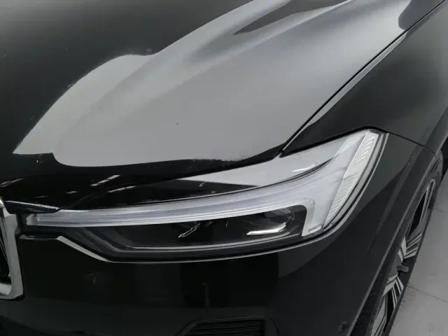 Volvo XC60 — Фото автомобиля 7