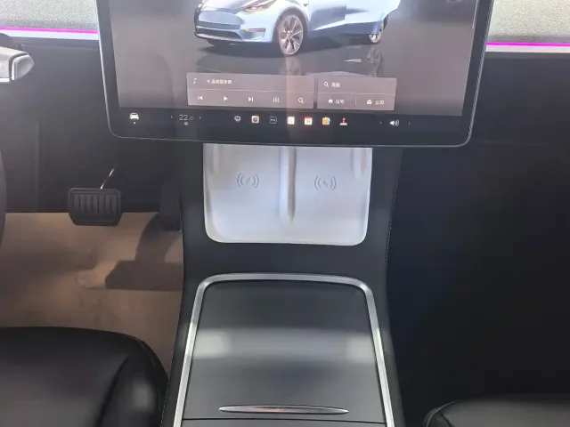 Tesla Model Y — Фото автомобиля 8