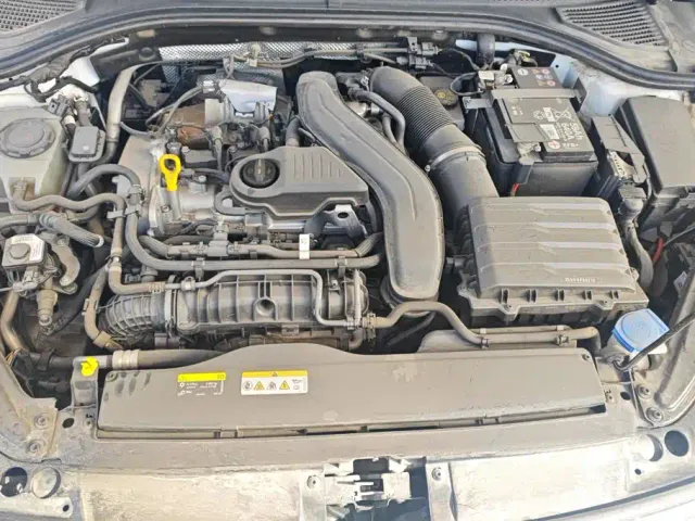 Volkswagen Sagitar — Фото автомобиля 10