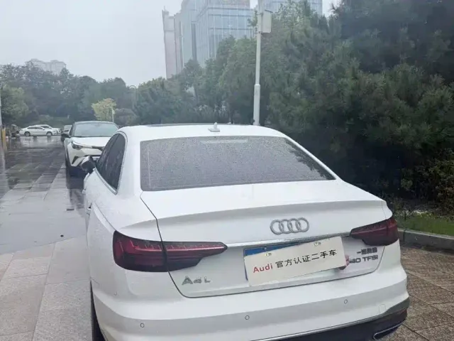 Audi Audi A4L 2022 40 TFSI Fashion Dynamic — Фото автомобиля 2