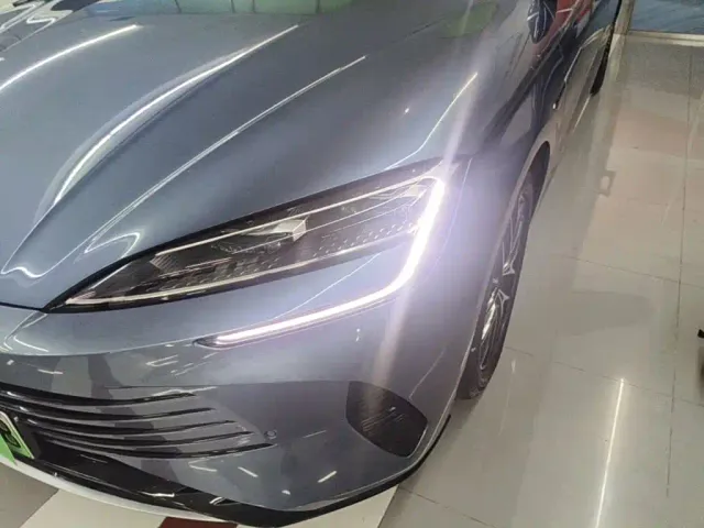 BYD Seal 07 DM-i — Фото автомобиля 23