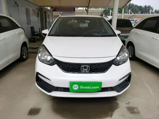 Honda Fit — Фото автомобиля 2