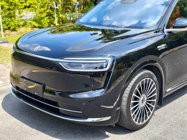 Aito M7 — Фото автомобиля 10