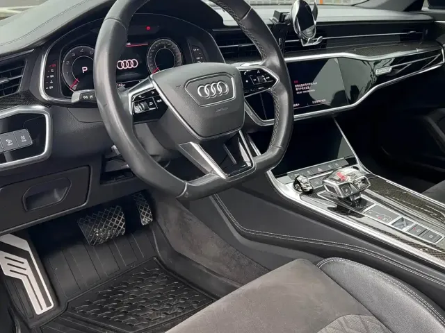 Audi A6L — Фото автомобиля 8