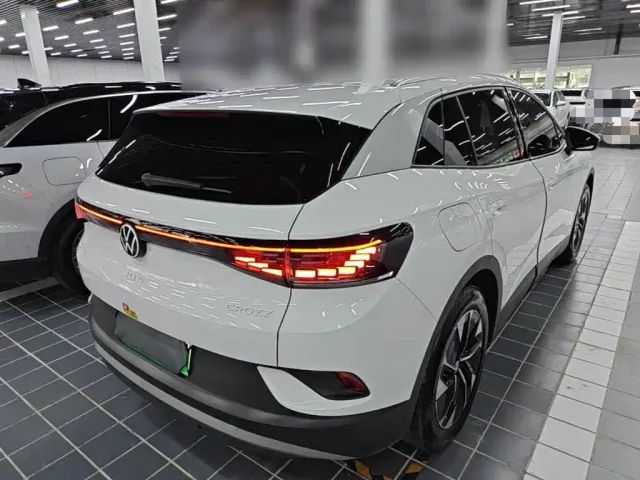 Volkswagen ID.4 Crozz — Фото автомобиля 4