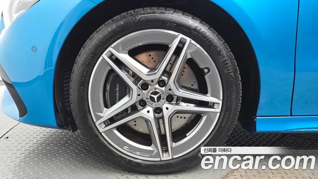 Mercedes-Benz CLA-Class — Фото автомобиля 4