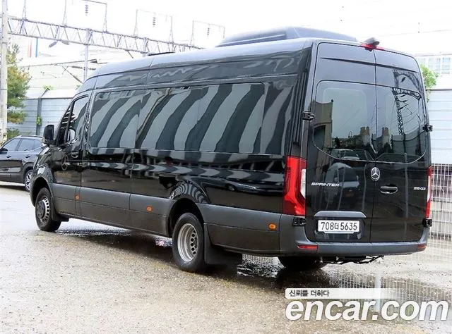 Mercedes-Benz Sprinter — Фото автомобиля 3