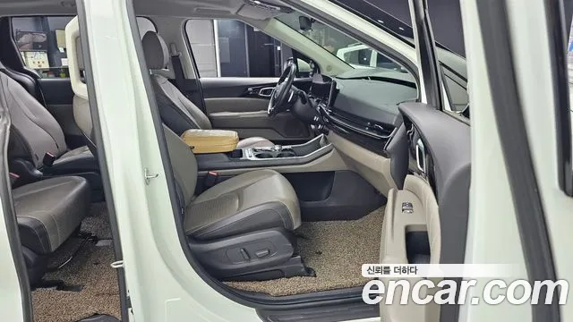 Kia Canival Новый Carnival 4 поколение Бензин 9 мест Signature — Фото автомобиля 25