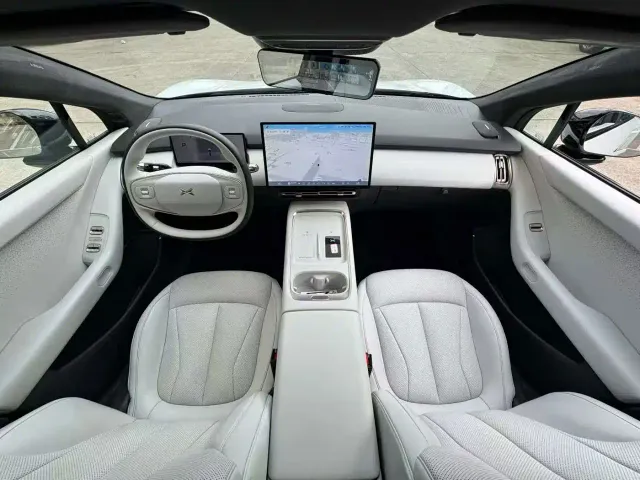 Xpeng P7+ — Фото автомобиля 6