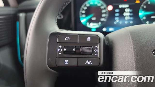 Hyundai Santafe Santa Fe (MX5) Бензин 2.5T 2WD — Фото автомобиля 16