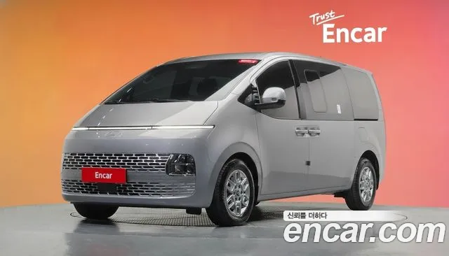Фотография автомобиля — Hyundai Staria