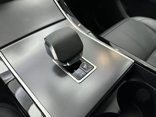 Land Rover Range Rover Velar — Фото автомобиля 7
