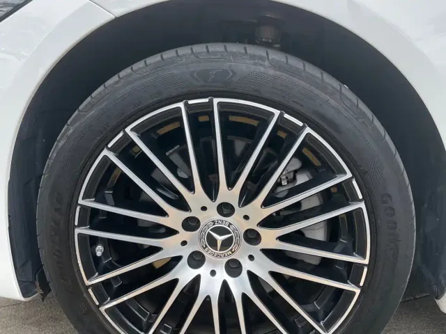 Mercedes-Benz C-Class — Фото автомобиля 13