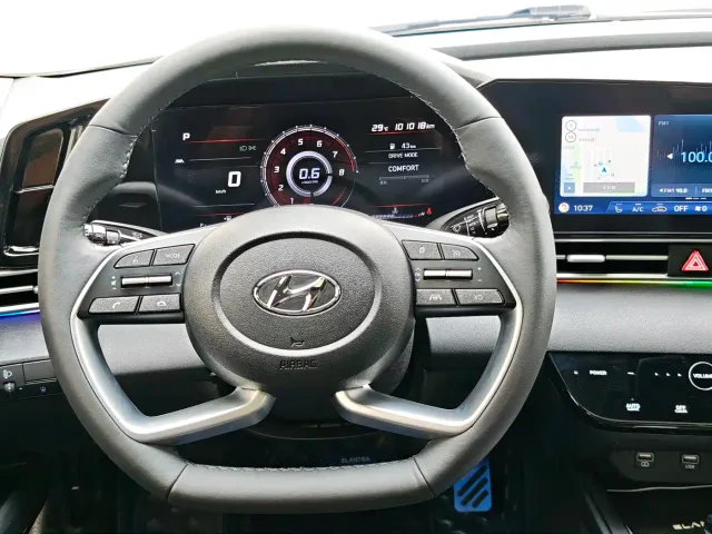 Hyundai Elantra — Фото автомобиля 8