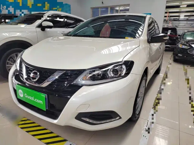 Фотография автомобиля — Nissan Tiida
