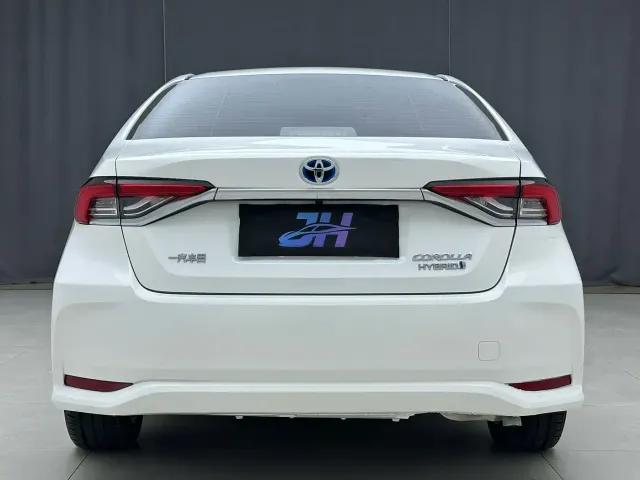 Toyota Corolla — Фото автомобиля 5