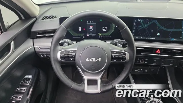 Kia K5 Generation 3 — Фото автомобиля 20
