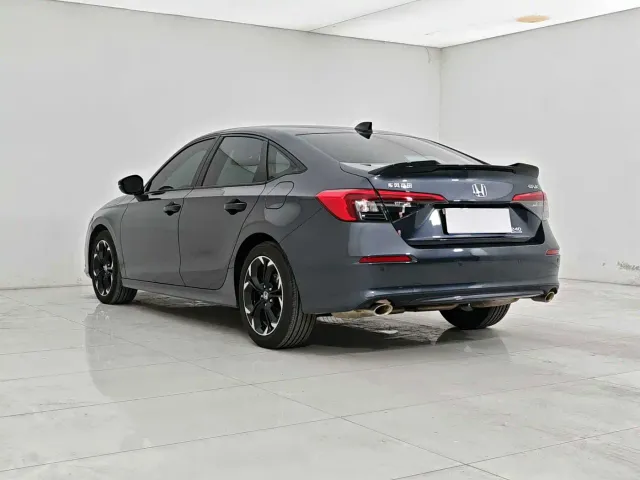 Honda Civic — Фото автомобиля 4