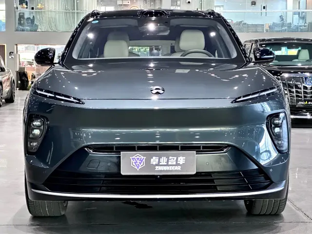 Nio ES8 — Фото автомобиля 2