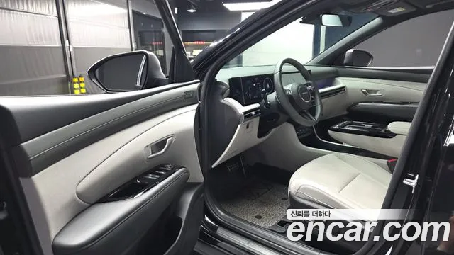 Hyundai Tucson Новый Tucson (NX4) Бензин 1.6 Turbo 4WD — Фото автомобиля 10