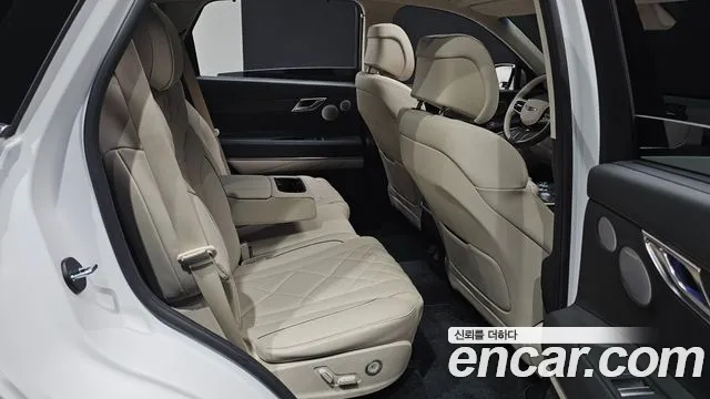 Genesis GV80 — Фото автомобиля 16