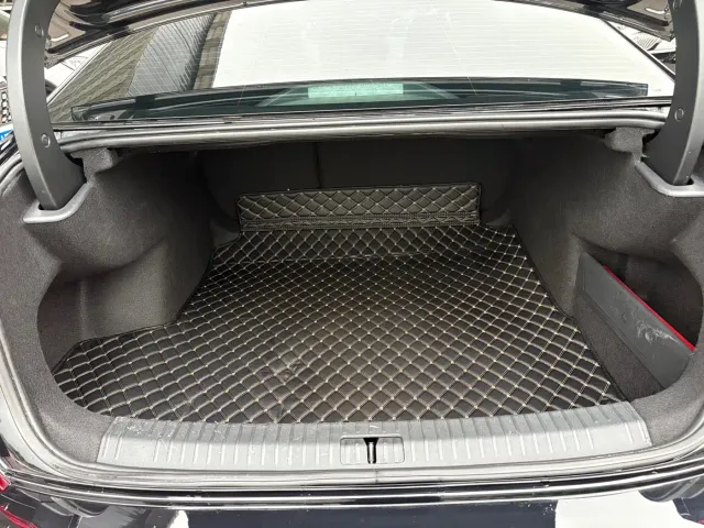 Volkswagen Passat — Фото автомобиля 9