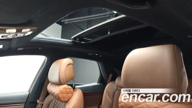 Genesis GV70 — Фото автомобиля 22