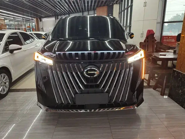 GAC Trumpchi M8 — Фото автомобиля 2