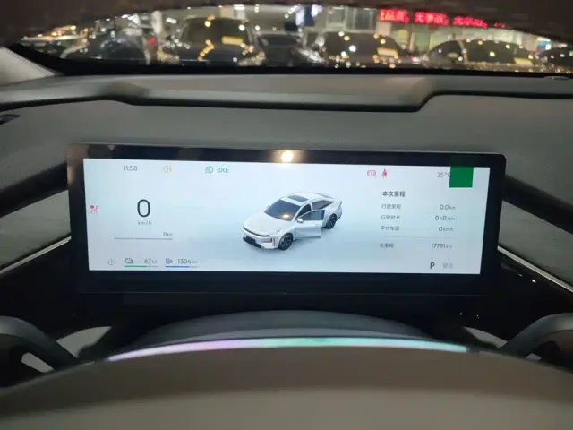Geely Galaxy L6 — Фото автомобиля 7