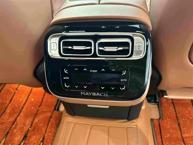 Mercedes-Benz Maybach S-Class — Фото автомобиля 12