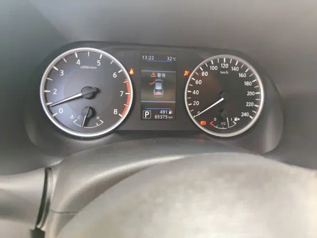 Nissan Sylphy — Фото автомобиля 8