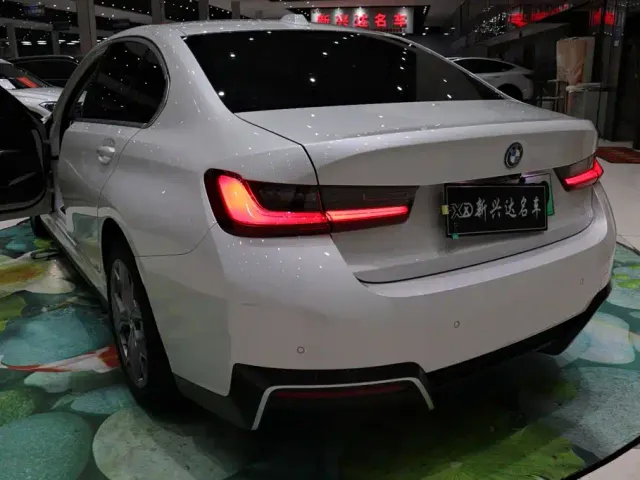 BMW i3 — Фото автомобиля 22