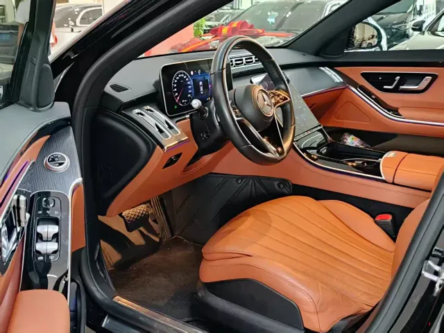 Mercedes-Benz S-Class — Фото автомобиля 4