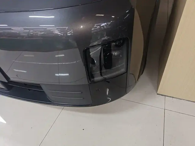 Li Auto MEGA — Фото автомобиля 23