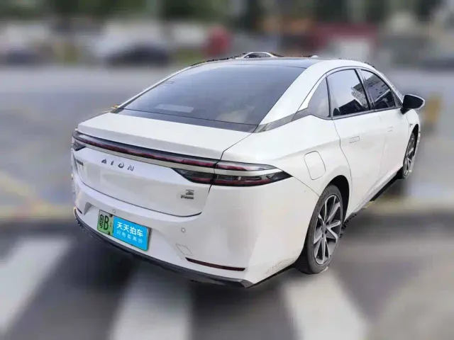 GAC Aion S Plus — Фото автомобиля 2