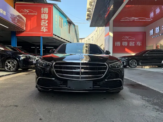 Mercedes-Benz S-Class — Фото автомобиля 2