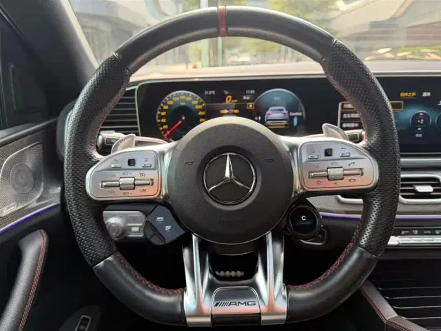 Mercedes-Benz GLE Coupe AMG — Фото автомобиля 5