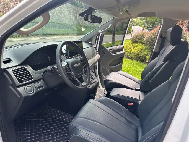 Maxus G20 — Фото автомобиля 8